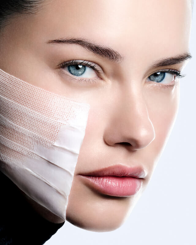 Helena Rubinstein Replasty Pflege zur Konturierung der V-Form mit Bandageneffekt.