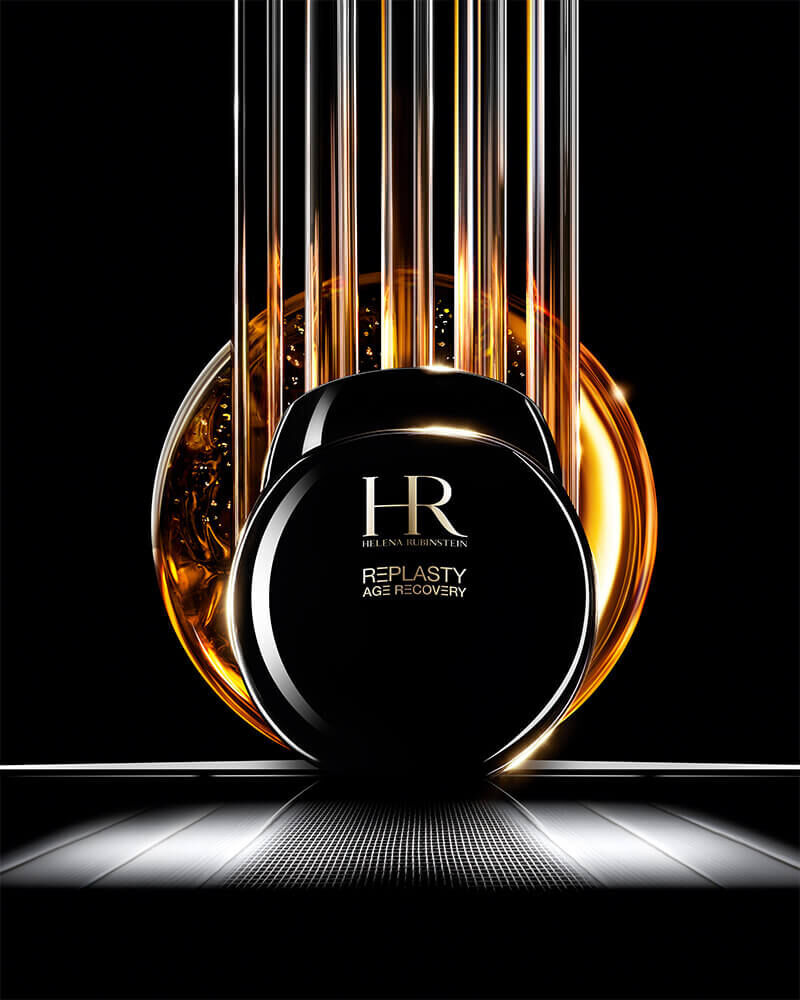 Helena Rubinstein Replasty Age Recovery Night 30PX Cremetiegel auf schwarzem und goldenem Hintergrund